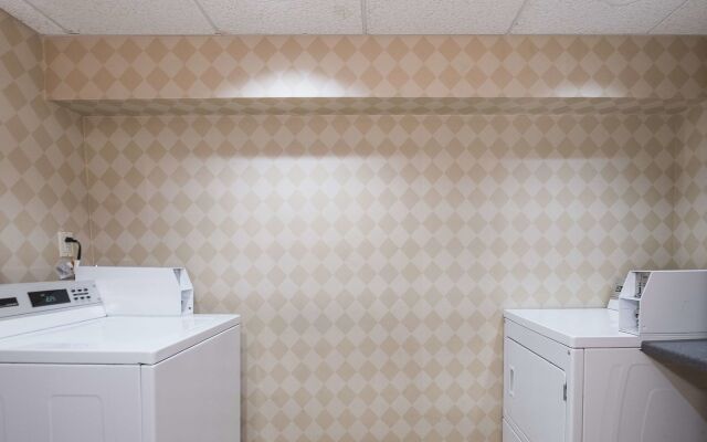 Red Roof Inn Hartford - New Britain