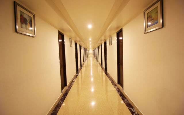 OYO Premium Jubilee Garden Jawahar Road