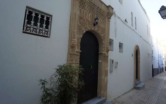 Property With 6 Bedrooms in Rabat, With Terrace and Wifi