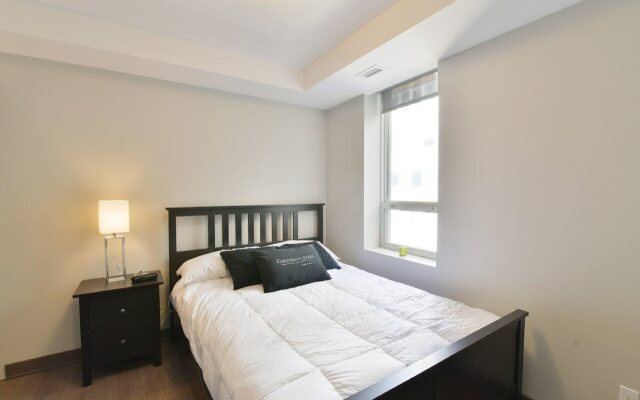 Lisgar Street Apartments by CorporateStays