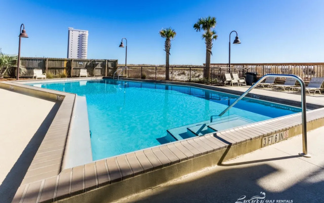 Ocean Breeze West by Luxury Gulf Rentals