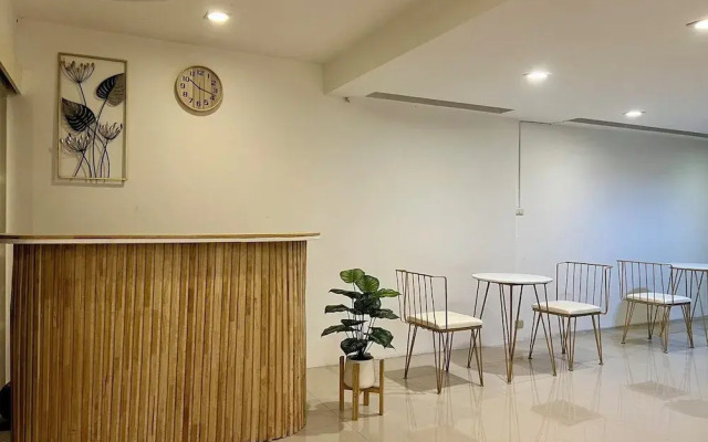 Comfy Crib Hostel 2
