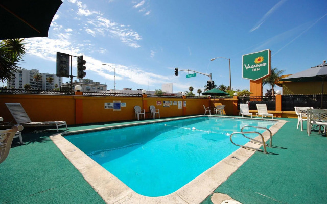 Long Beach Inn