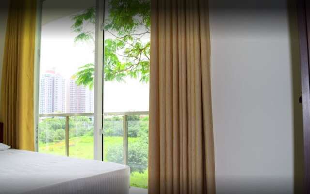 The Green' Apartments