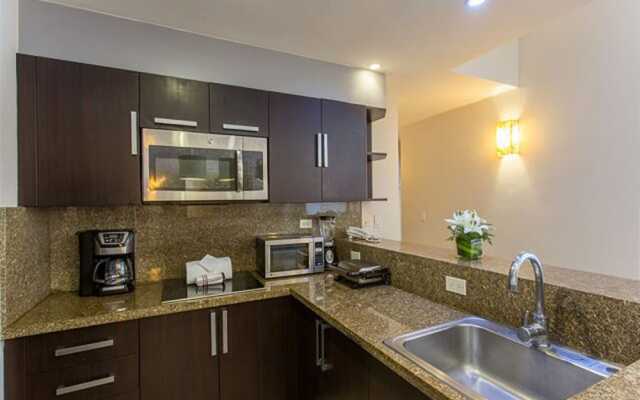 Aldea Thai 06 by Tripintravel