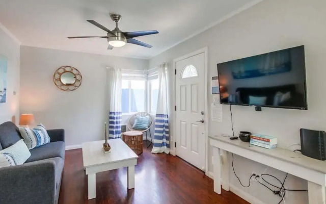 Manhattan Shores 1C