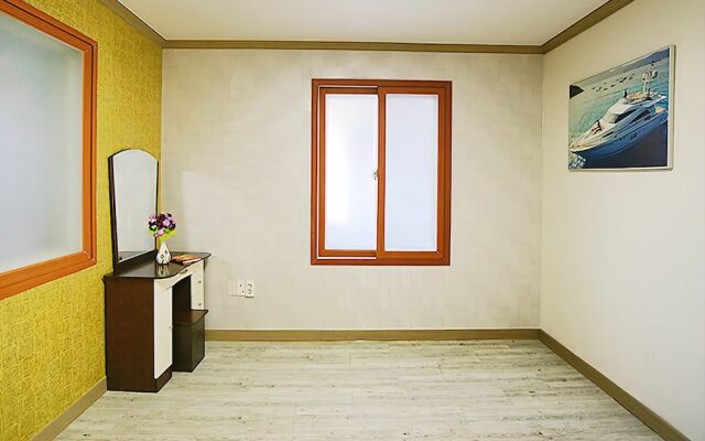 Geoje Bada World Pension