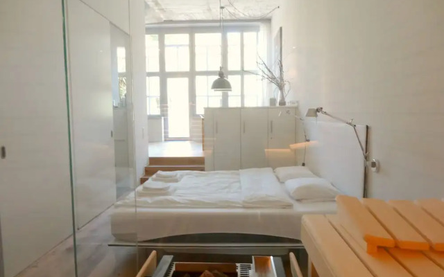 AirHosted - Zurich Vacation Home Rentals