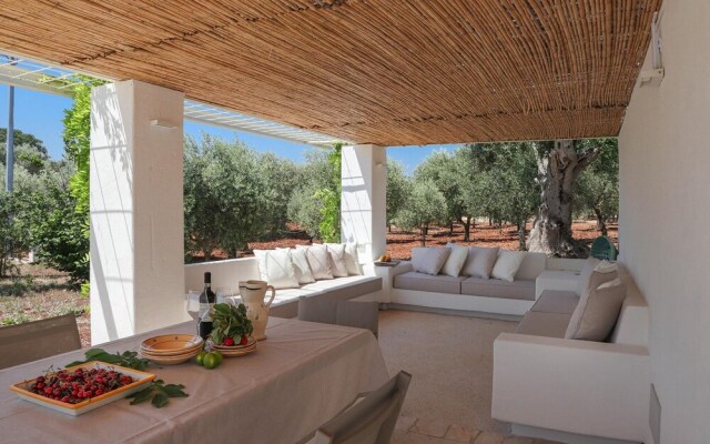 TD Casa Lul Panoramic Pool Over Mediterranean Scrub