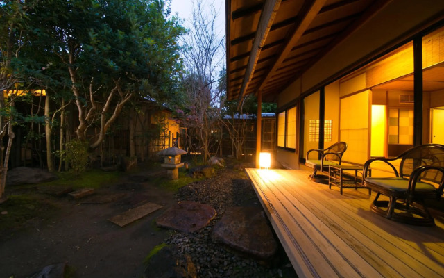 Yakakutei