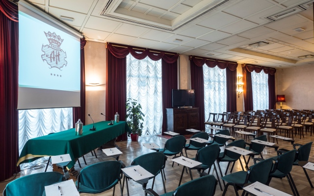Hotel Astra Ferrara