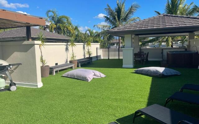 Penthouse 239 - Sea Temple Port Douglas