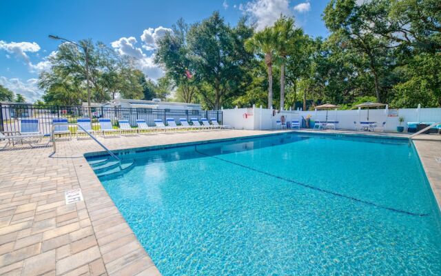 Water's Edge RV Resort