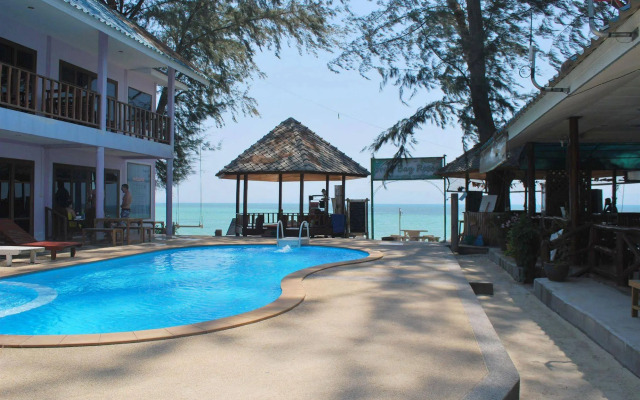Phangan Great Bay Resort