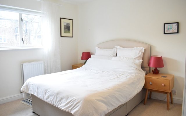 Home Close To Central London