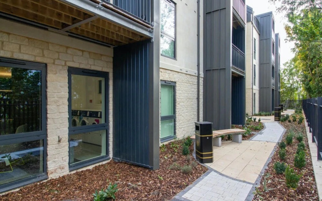 Trendy Studios for Students Only - BATH