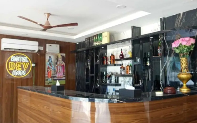 Hotel Dev Inn