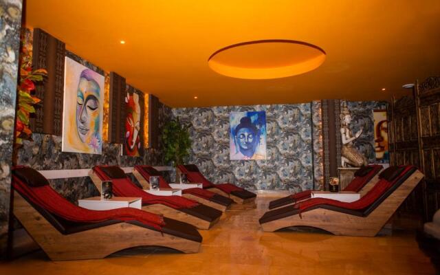 Can Grand Hotel