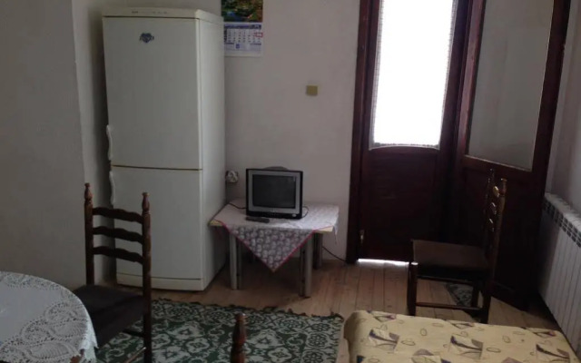 Katya Guest House