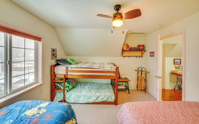13 Mi to Skiing: Downtown Wallace Home w/ Deck