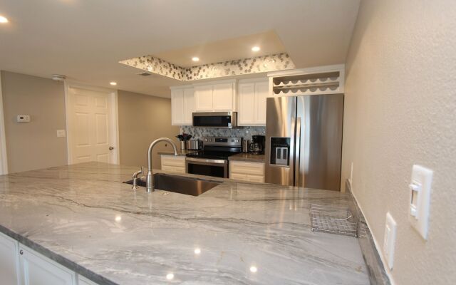 Seabreeze 1 Condominiums