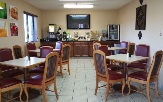 Quality Inn I-70 Wanamaker