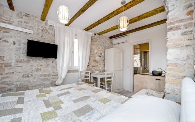 Apartment and Studio CA 3 VIE