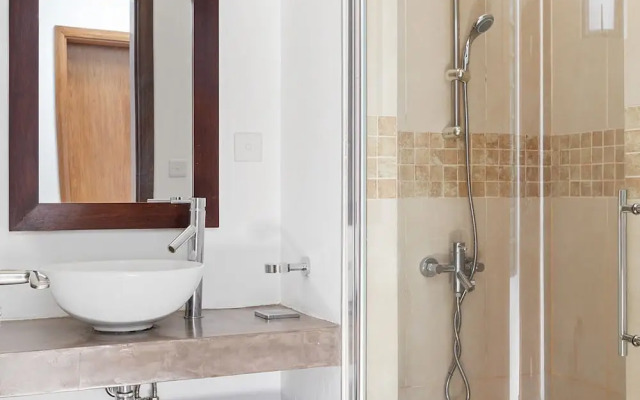 Athena Villa D10