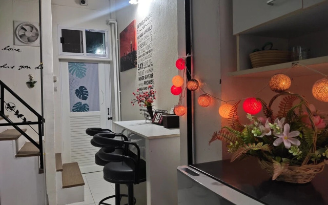 Home Room House - Adults Only