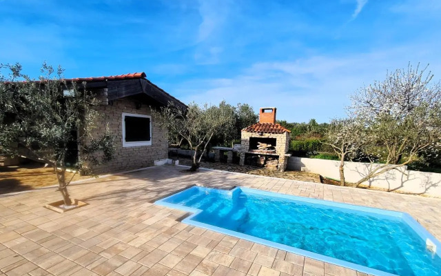 Romantic Villa Cherry