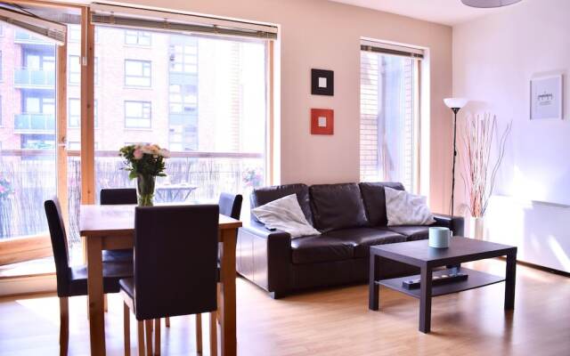 1 Bedroom Flat in Dublin With Balcony