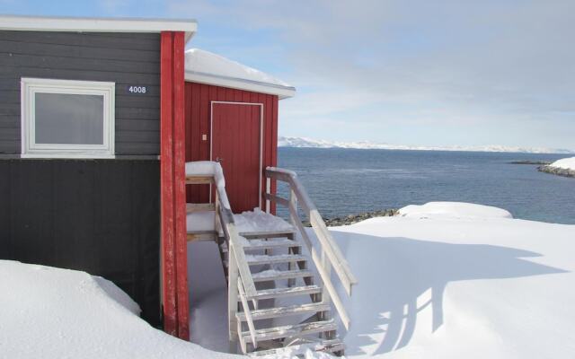 Inuk Hostels