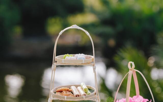 Moodhoian Riverside Resort & Spa