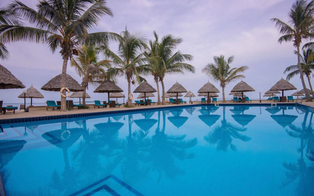 Hotel White Sands Resort and Conference Centre