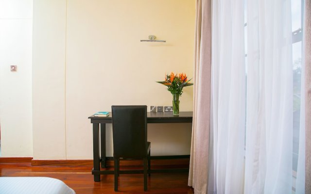 Batians Peak Serviced Apartments