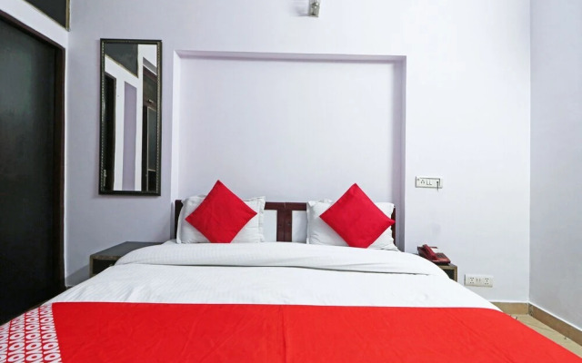 Ashu Villa Guest House by OYO Rooms