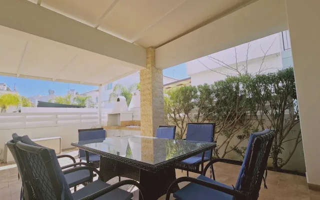 41 PRO - Stay Blue Bay Villa