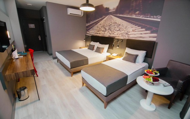 Ramira City Hotel - Adults Only