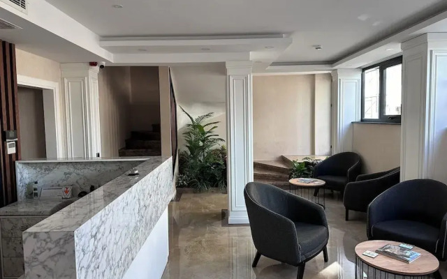 Star Suit Hotel