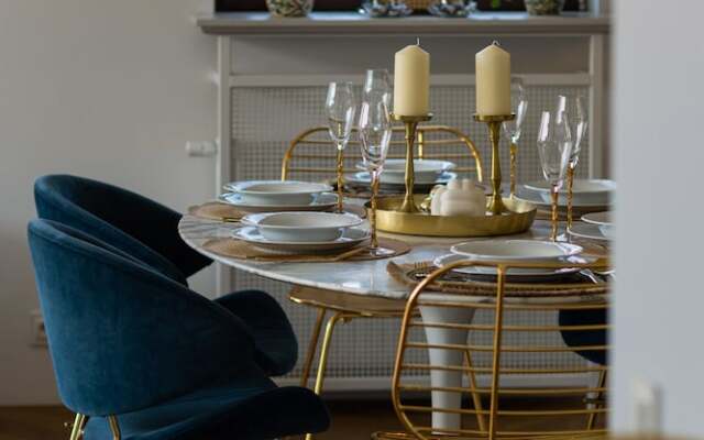 Magnificent Sarmacka by Renters Prestige