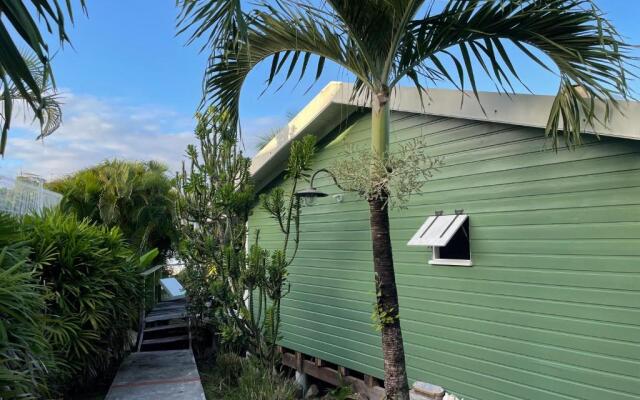 Charmant bungalow avec petite piscine privée