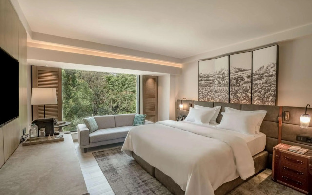 Kwetu Nairobi, Curio Collection By Hilton