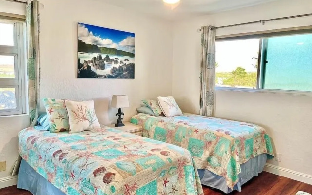 Menehune Shores 601 2 Bedroom Condo