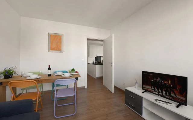 Santi Apartment Few Min From Lake