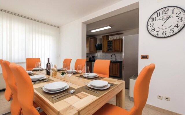 Amazing Home in Kastav With Wifi and 4 Bedrooms