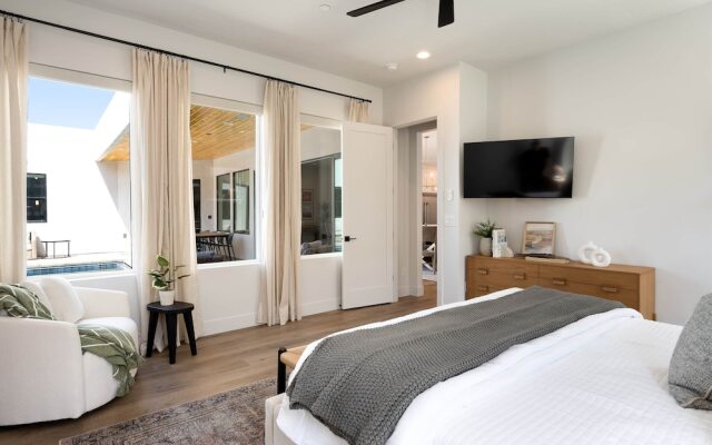 Desert Mirage 5 Bedroom Home