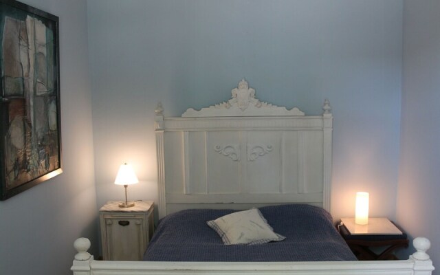 Beautiful Mansion Near Lake in Warnow