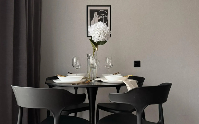Hugge Place on Yasny Bereg Street 9