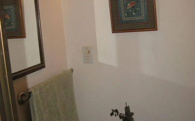 La Colina Hostal