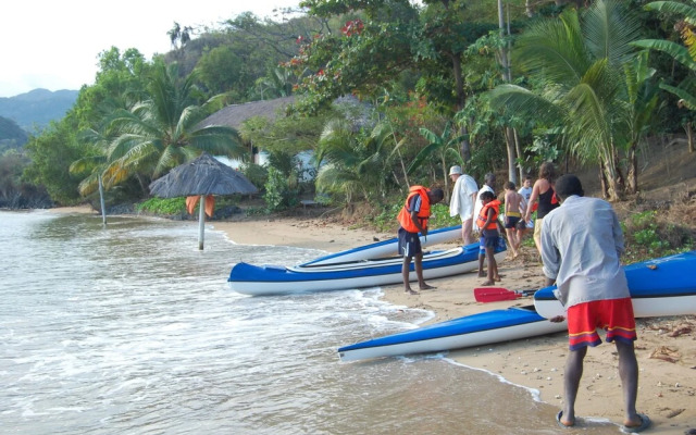 Moheli Laka Lodge